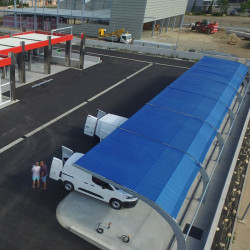 RETE  95%  BLUE OMBREGGIANTE CON BORDI RINFORZATI ED OCCHIELLI